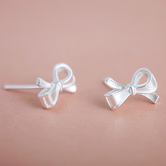 2/$20! 925 Silver Delicate Tied Bow Stud Earrings - Picture 2 of 8